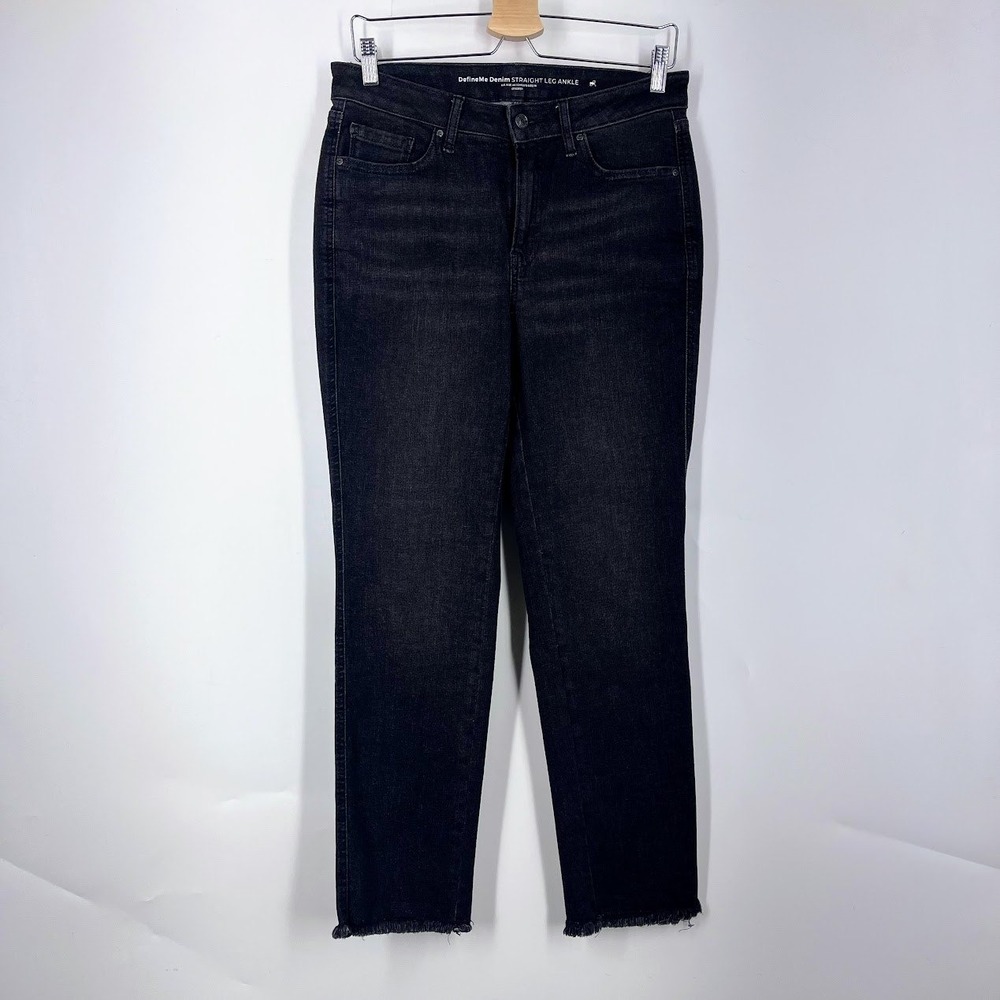 Chicos DefineMe Denim Straight Leg Ankle Jeans Black Raw Hem Size 8R 1R Stretch